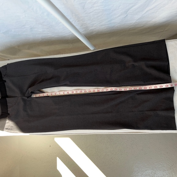 Ricki's "Universal" 6 R boot-cut pants in grey with black waistband. - Picture 10 of 16